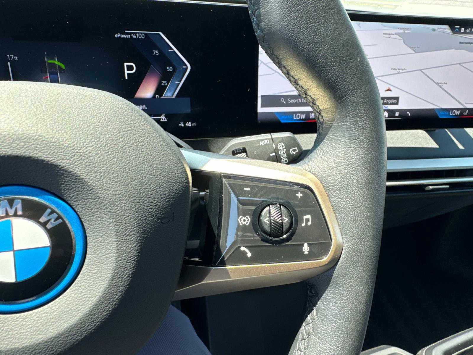 Used 2025 BMW iX xDrive50 w/ Convenience Package image 24