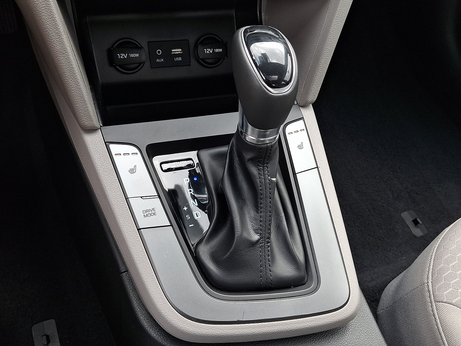 Used 2020 Hyundai Elantra Value Edition FWD image 15