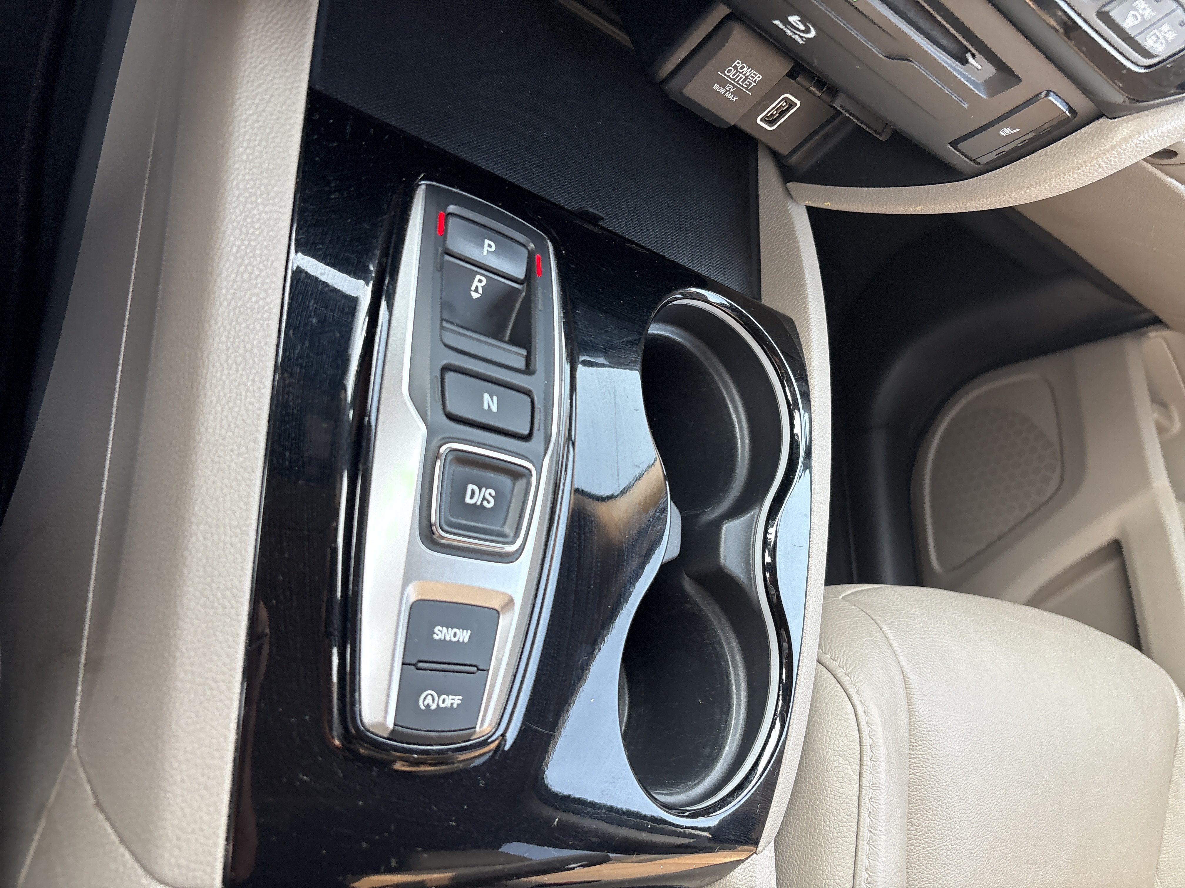 Used 2020 Honda Pilot Touring image 33