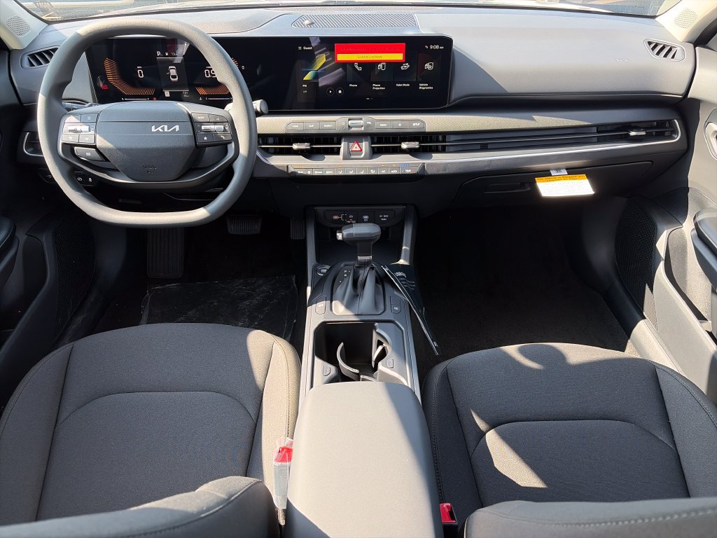 New 2026 Kia K4 FWD image 10