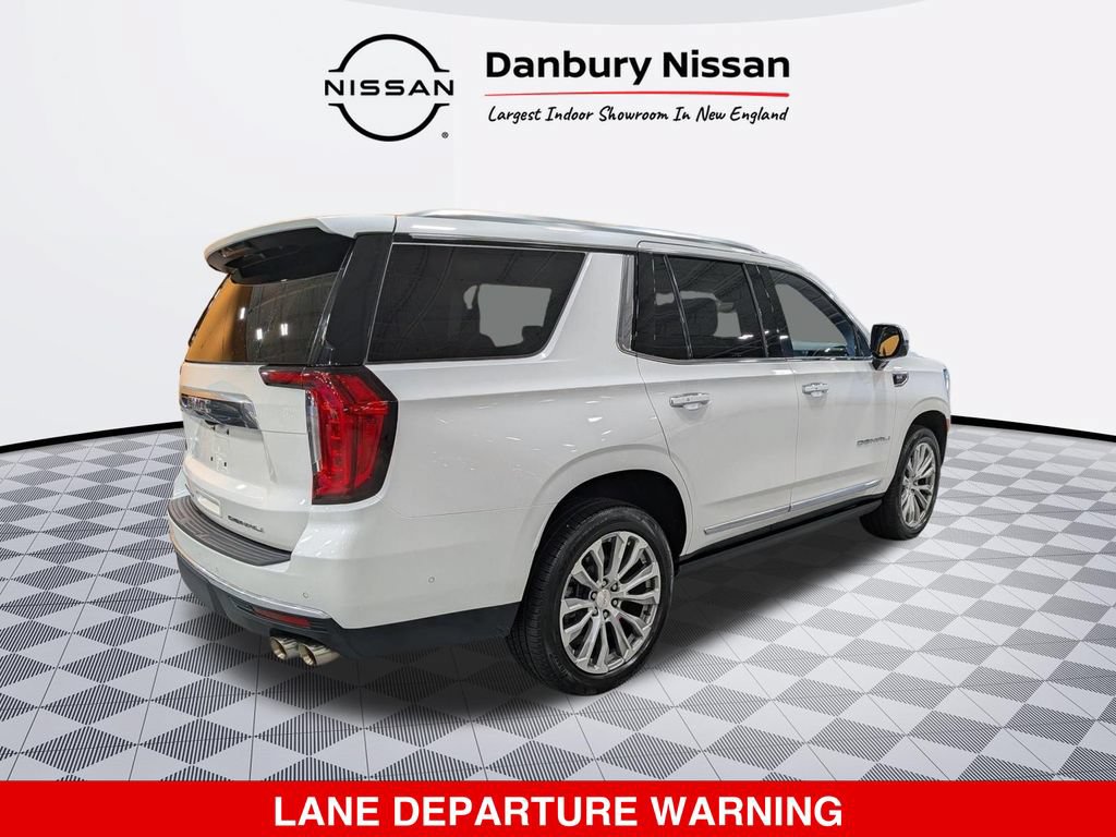 Used 2023 GMC Yukon Denali w/ Advanced Technology Package AWD/4WD image 3