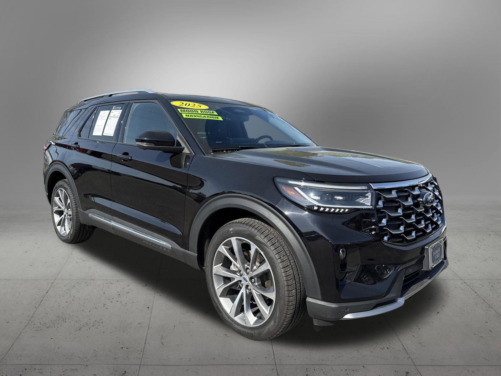 Used 2025 Ford Explorer Platinum w/ Ultimate Package image 6