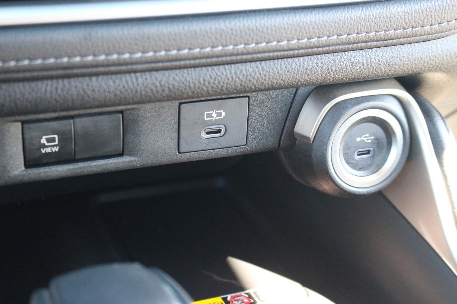 Used 2024 Toyota Grand Highlander Limited image 28