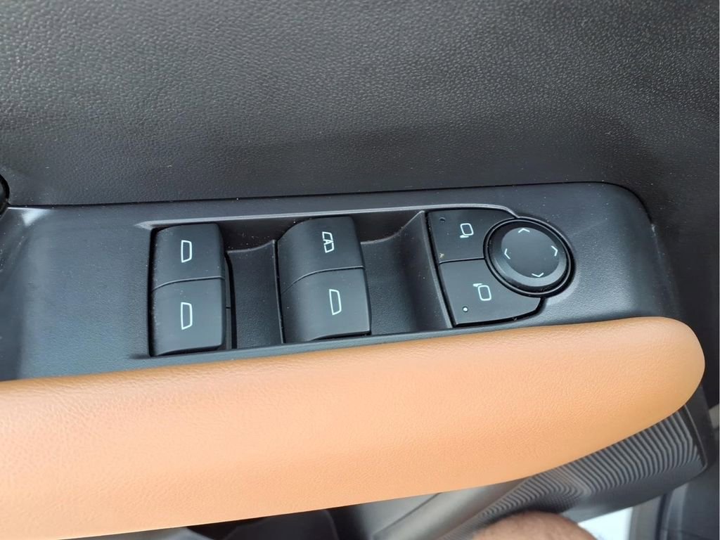 Certified 2024 GMC Canyon AT4 w/ Canyon Safety Plus Package AWD/4WD image 11
