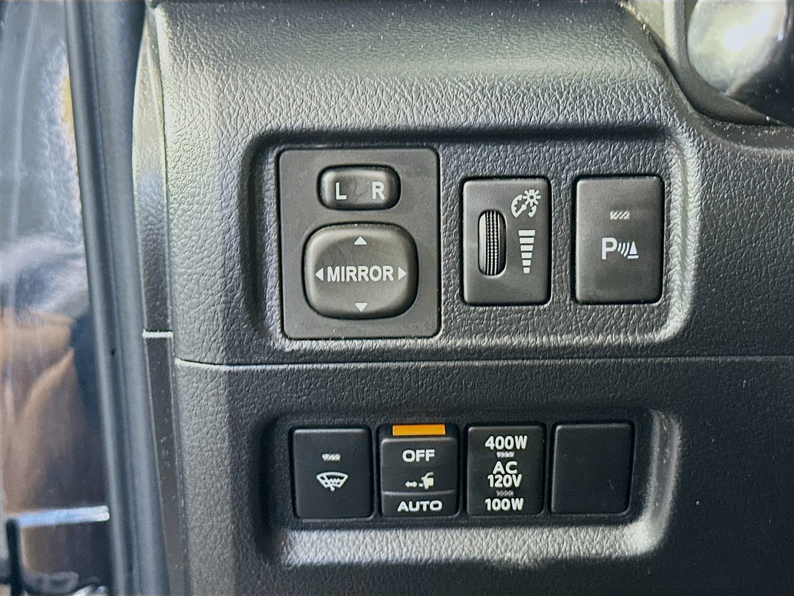 Used 2019 Toyota 4Runner Limited AWD/4WD image 10