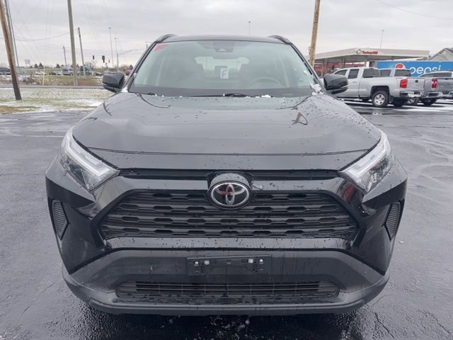 Used 2023 Toyota RAV4 XLE image 2
