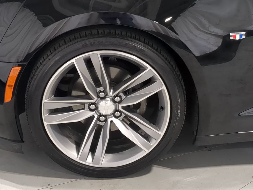 Used 2017 Chevrolet Camaro LT w/ RS Package RWD image 17