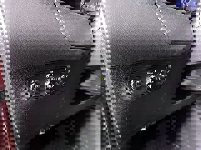 Used 2023 Buick Encore GX Essence w/ Experience Buick Package image 18