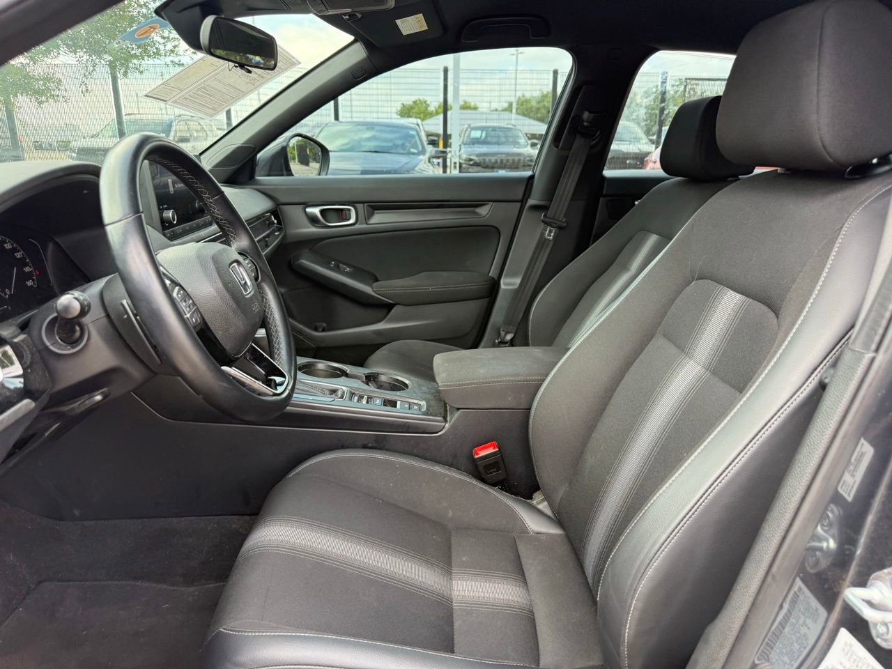 Used 2023 Honda Civic Sport image 9