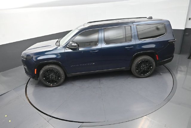 New 2026 Jeep Grand Wagoneer Limited AWD/4WD image 13