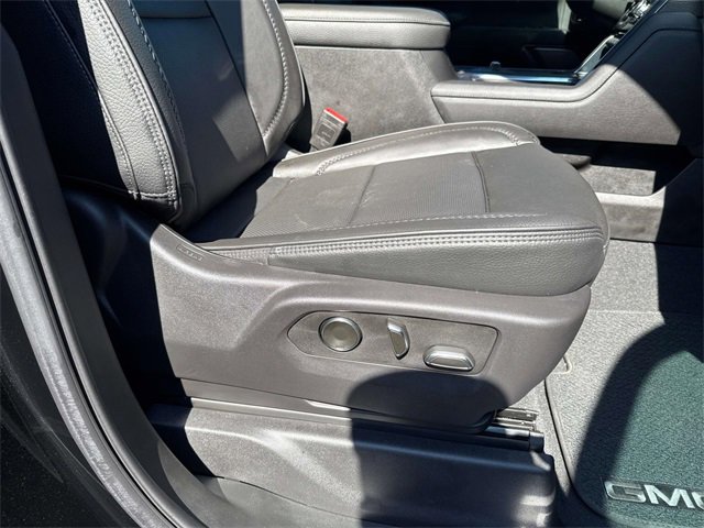 Certified 2025 GMC Sierra 2500 Denali w/ Denali Reserve Package image 14