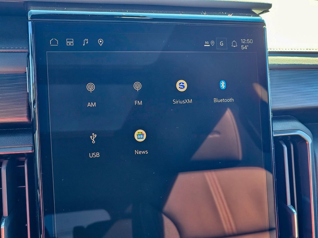 New 2026 GMC Acadia AT4 w/ Luxury Package image 24