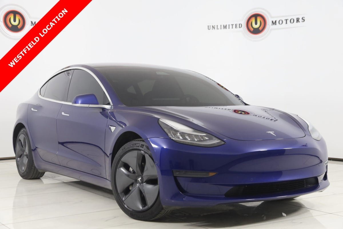 Used 2020 Tesla Model 3 Standard Range image 1