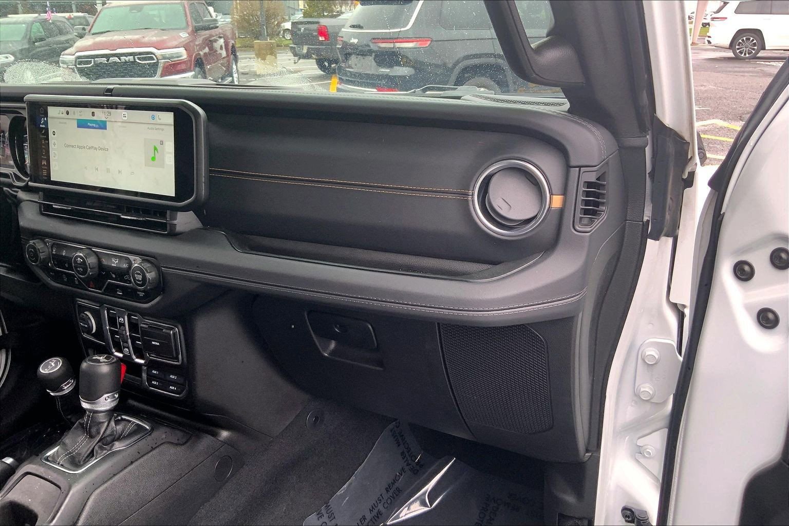 Certified 2025 Jeep Wrangler Sahara image 17