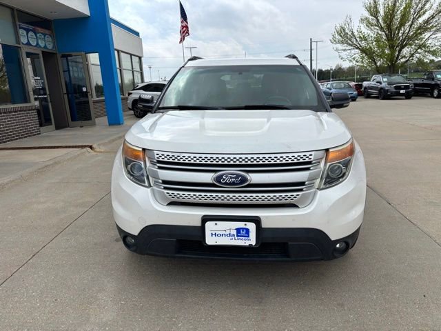 Used 2012 Ford Explorer XLT w/ Class III Trailer Tow Pkg image 2