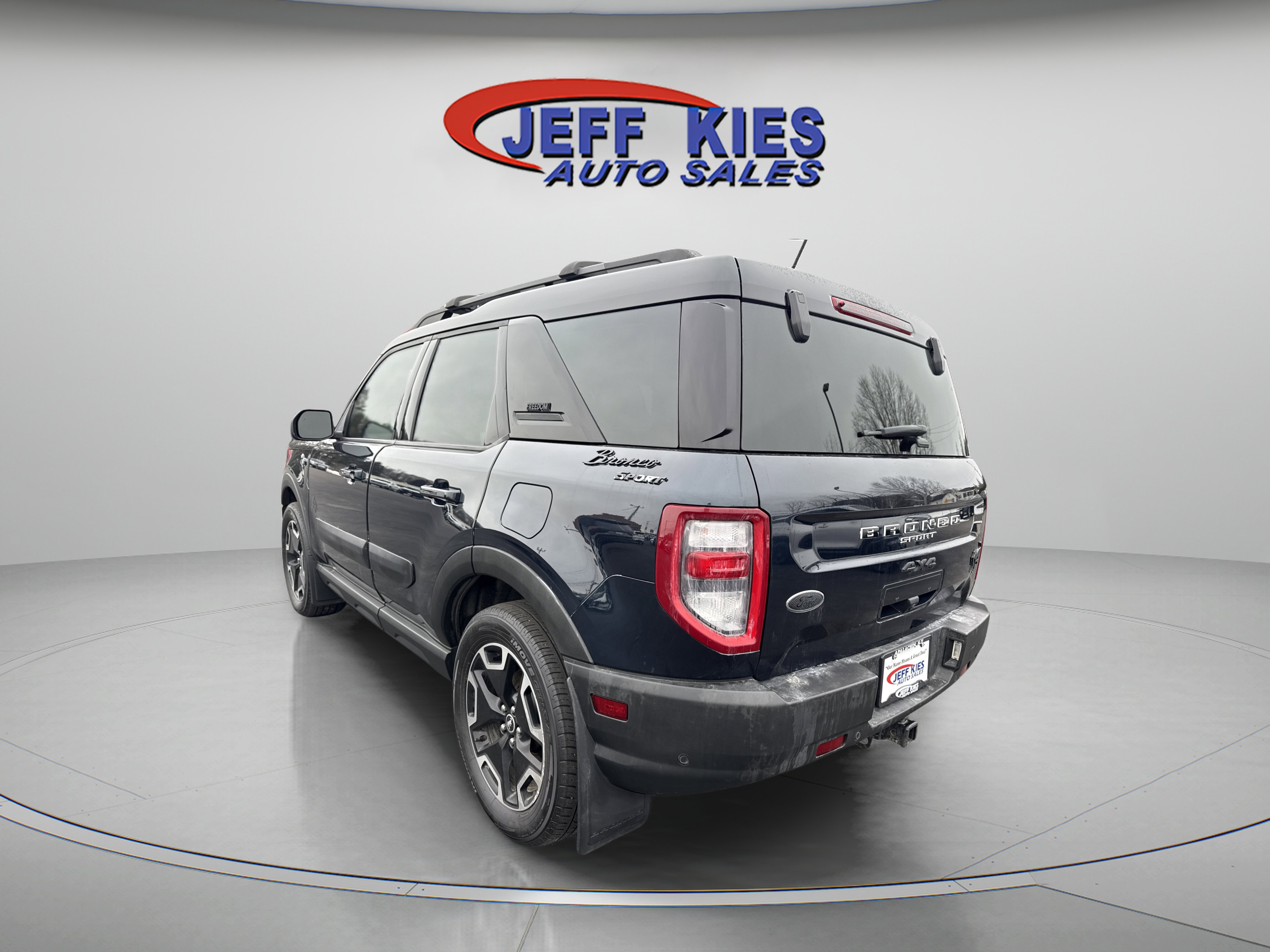Used 2021 Ford Bronco Sport Outer Banks AWD/4WD image 7