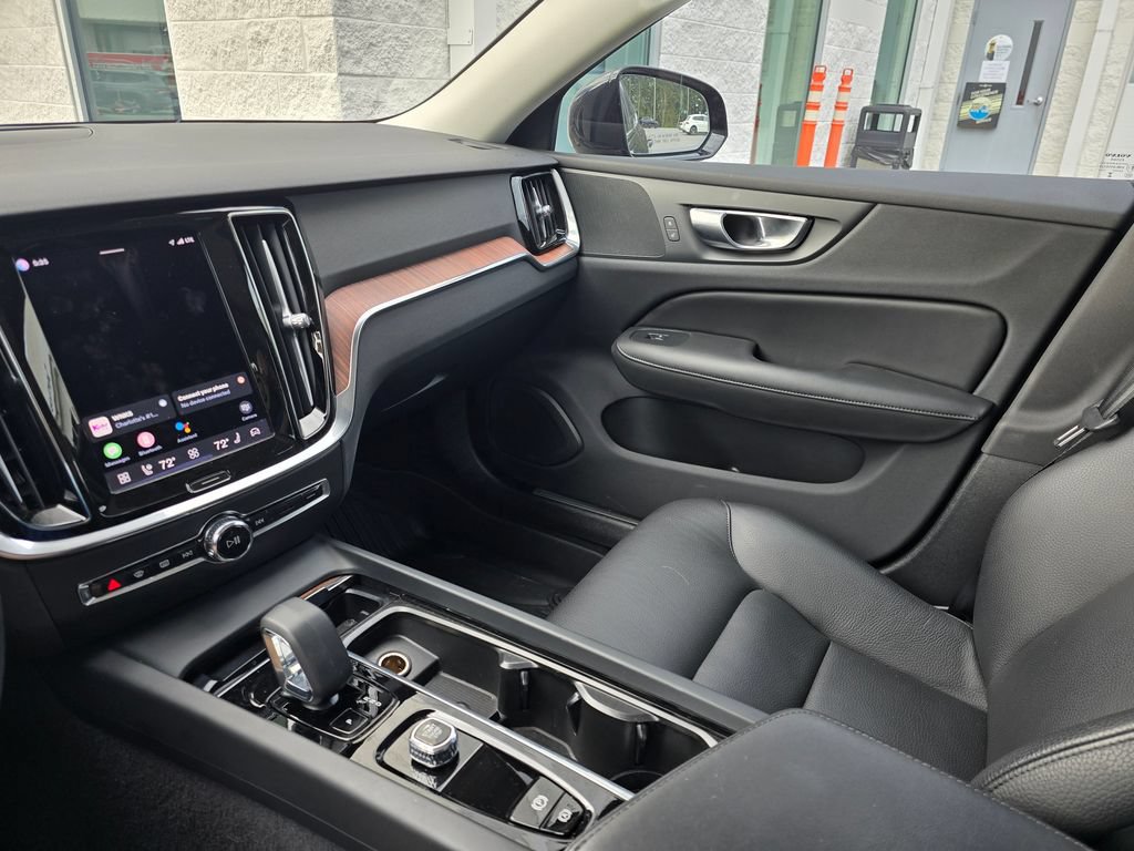Used 2024 Volvo S60 B5 Plus FWD image 9