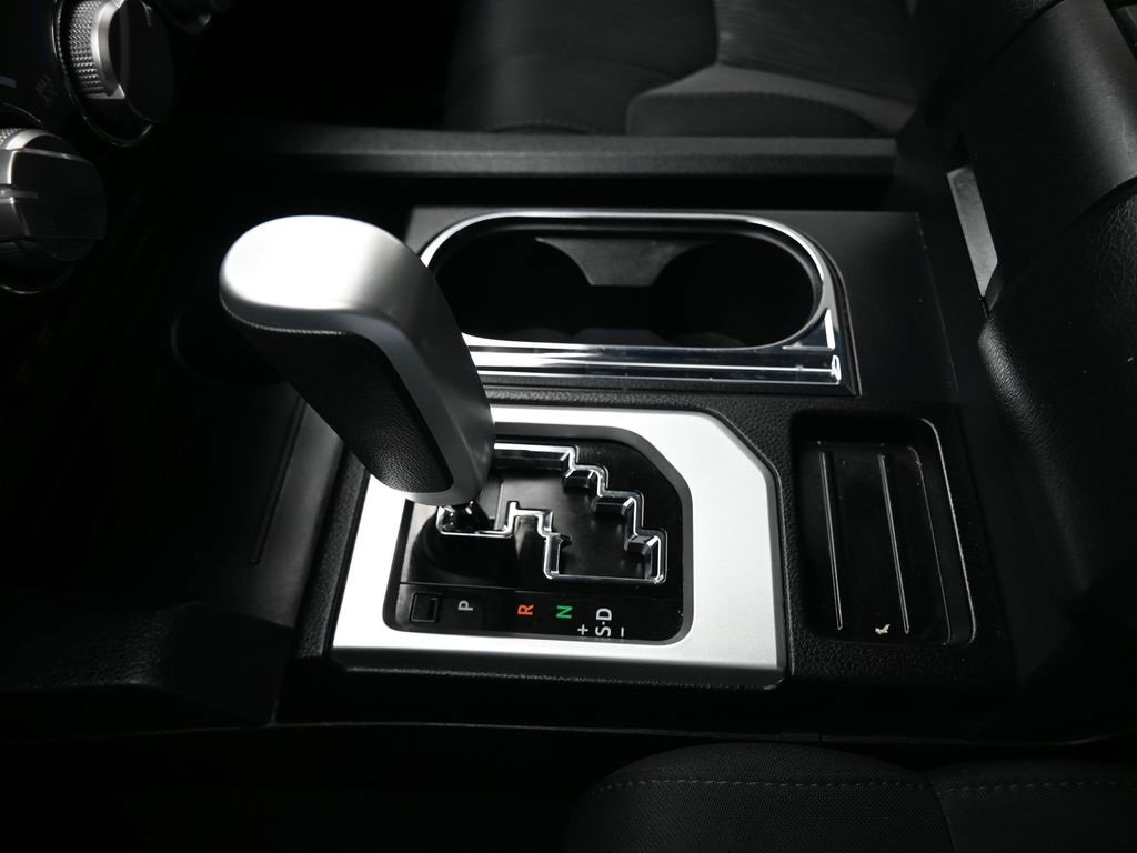 Used 2020 Toyota Tundra SR5 w/ SR5 Upgrade Package image 21