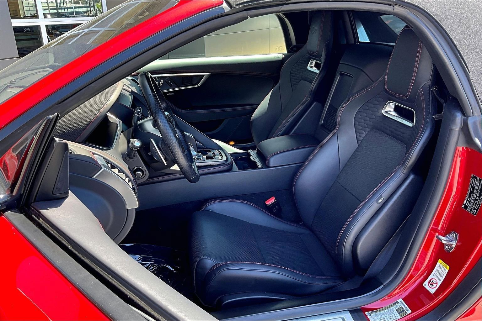 Used 2021 Jaguar F-TYPE R AWD/4WD image 25