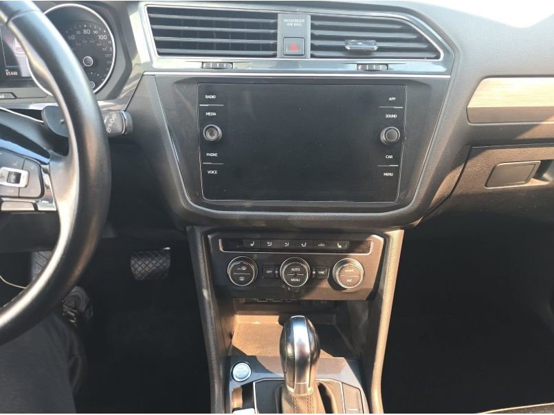 Used 2019 Volkswagen Tiguan SE image 15
