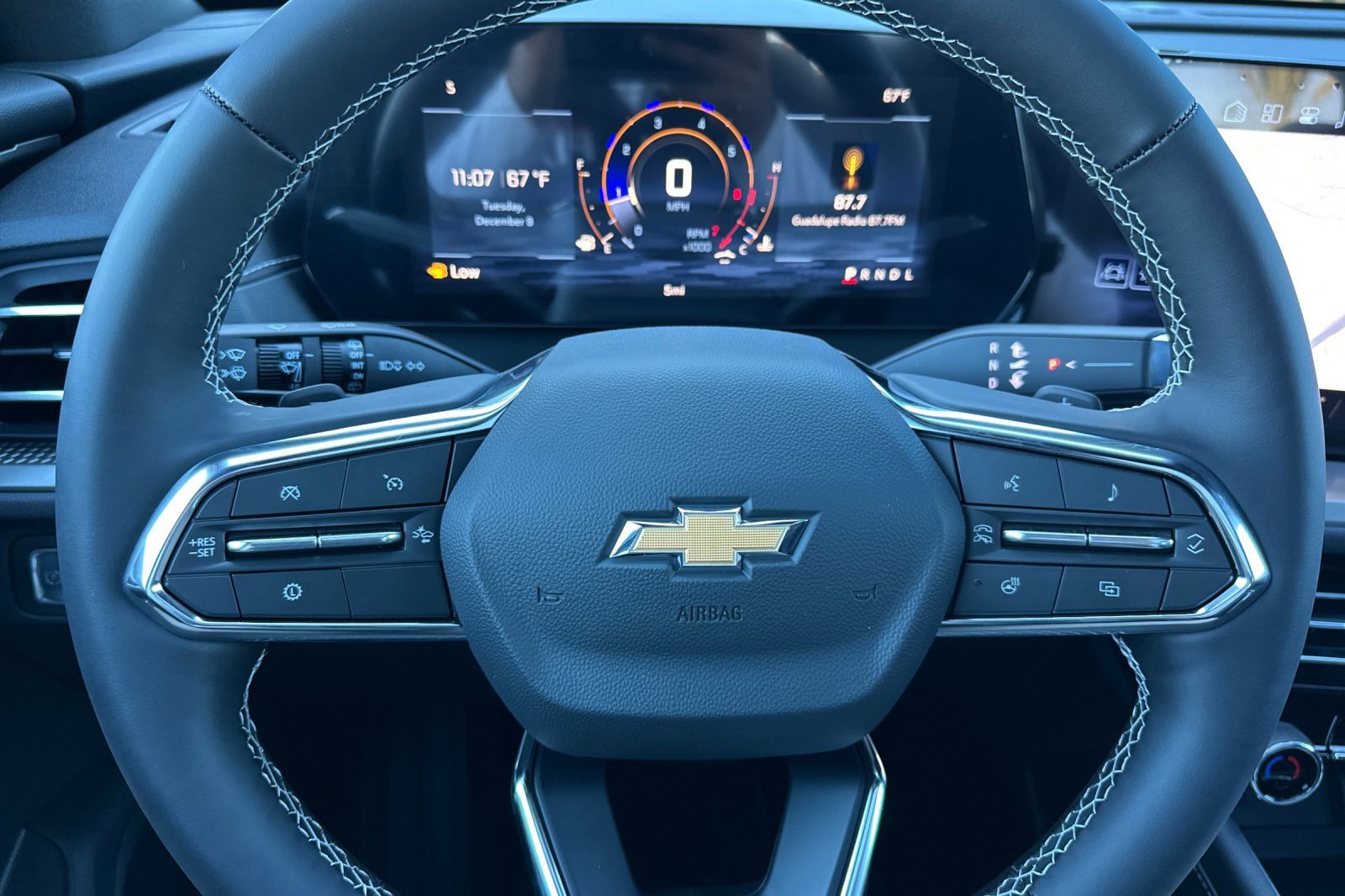 New 2026 Chevrolet Traverse LT w/ Sun and Wheel Package image 25