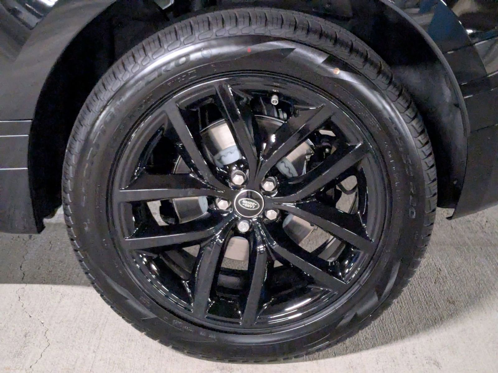 New 2026 Land Rover Range Rover Velar Dynamic SE image 10