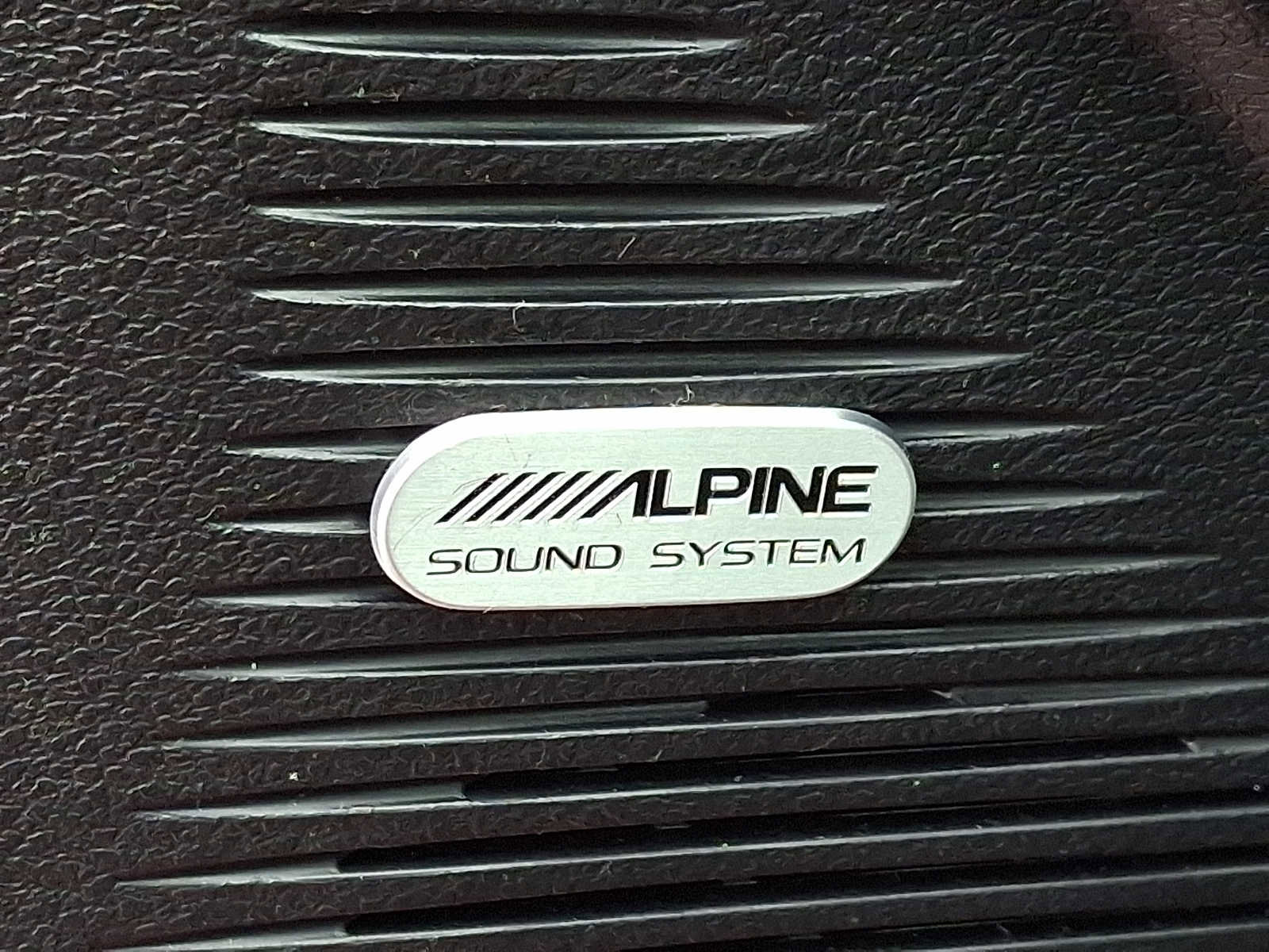 Used 2016 Dodge Challenger R/T Scat Pack w/ Leather Interior Group image 26