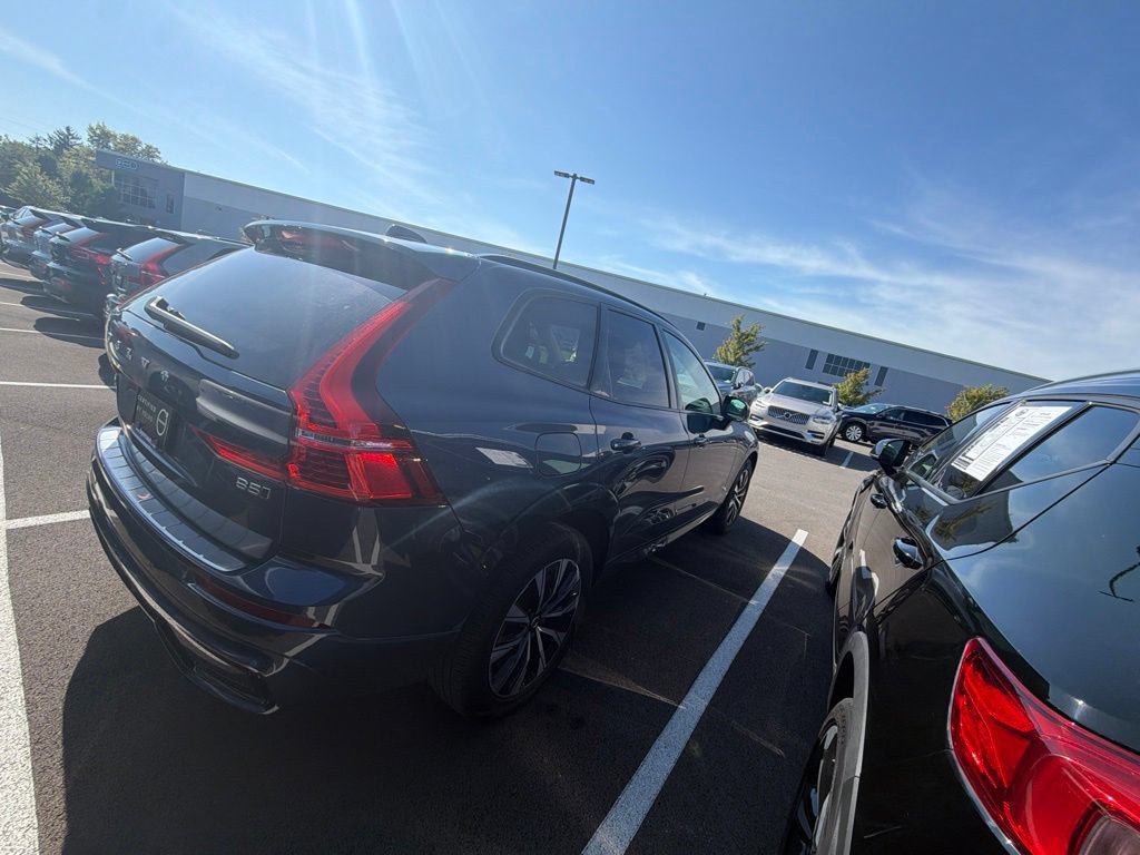 Certified 2024 Volvo XC60 B5 Core w/ Protection Package Premier AWD/4WD image 5