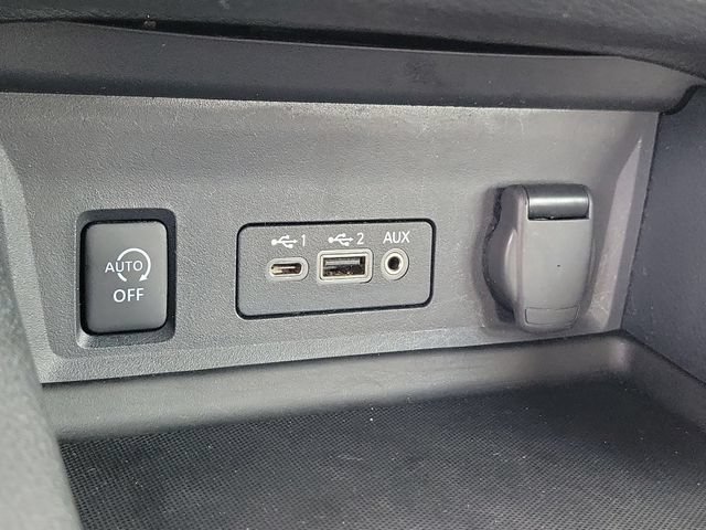Used 2024 Nissan Sentra SV FWD image 31