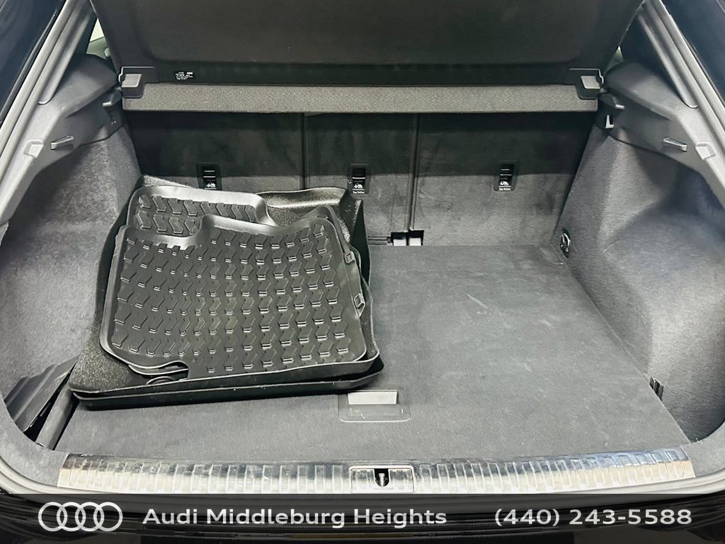 Certified 2023 Audi Q3 2.0T Premium Plus w/ Premium Plus Package AWD/4WD image 33