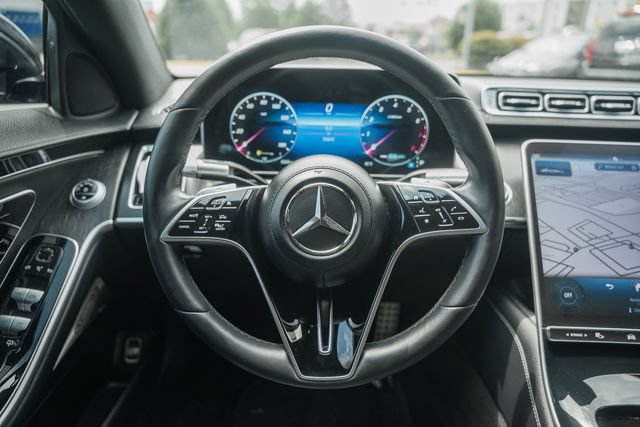Certified 2022 Mercedes-Benz S 500 4MATIC w/ AMG Line Package image 29