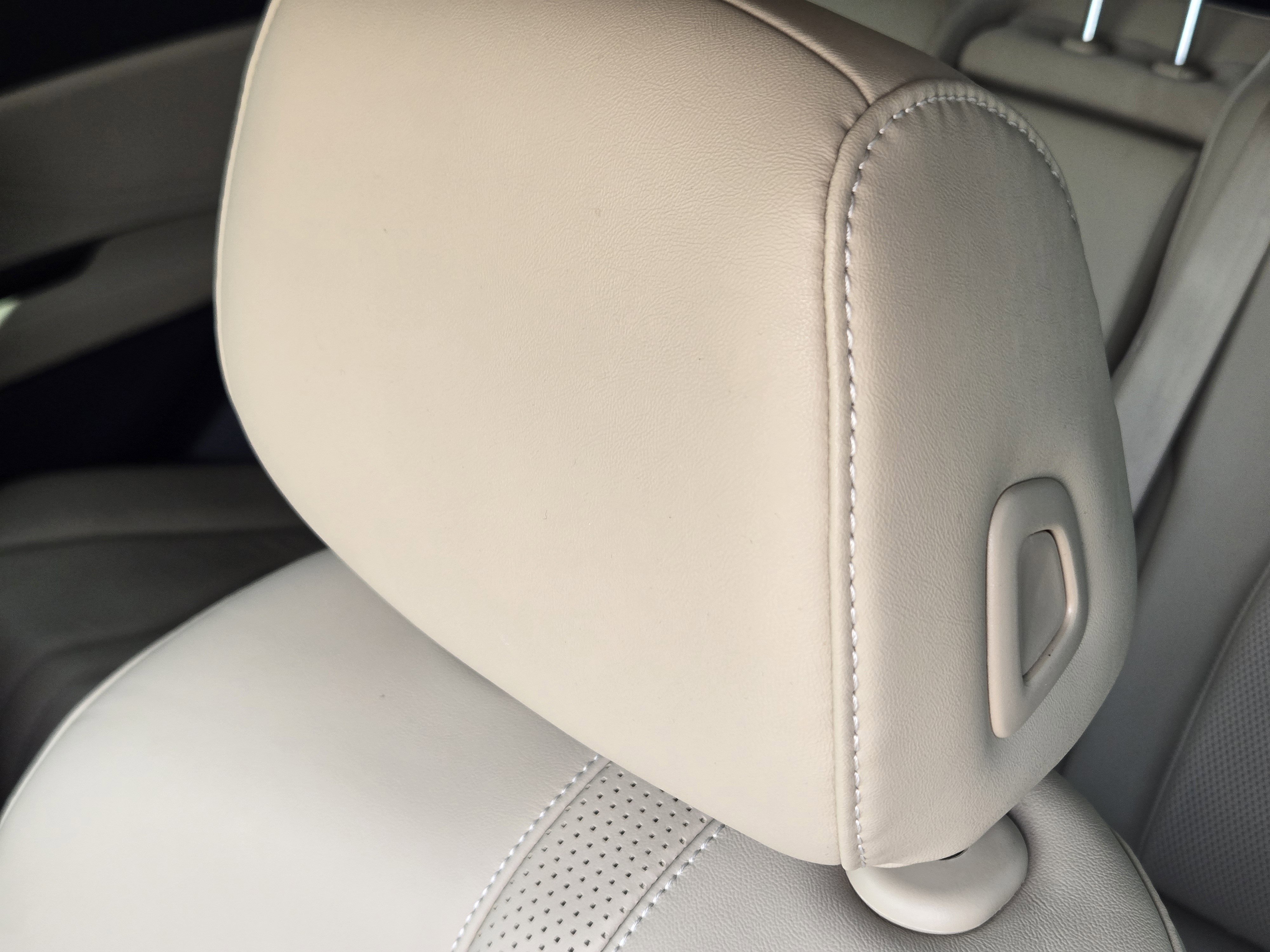 Certified 2023 Acura RDX w/ Technology Package image 15