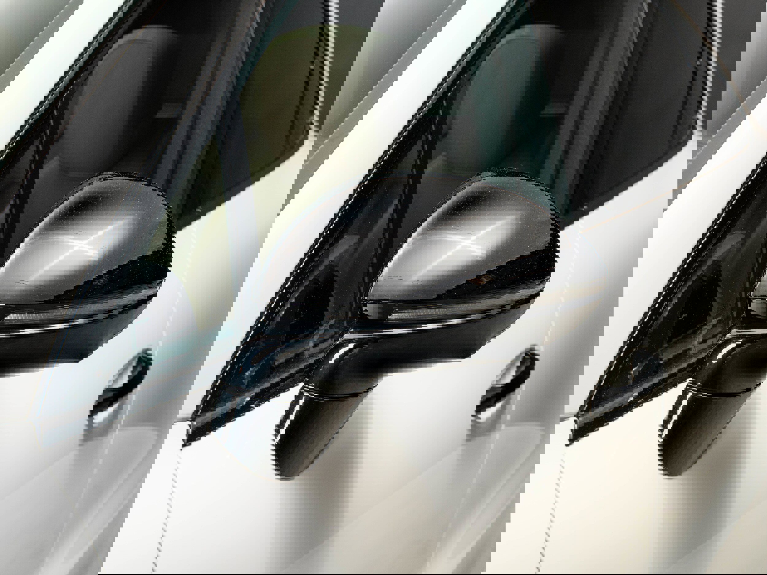 Certified 2024 Porsche Cayenne Coupe image 13