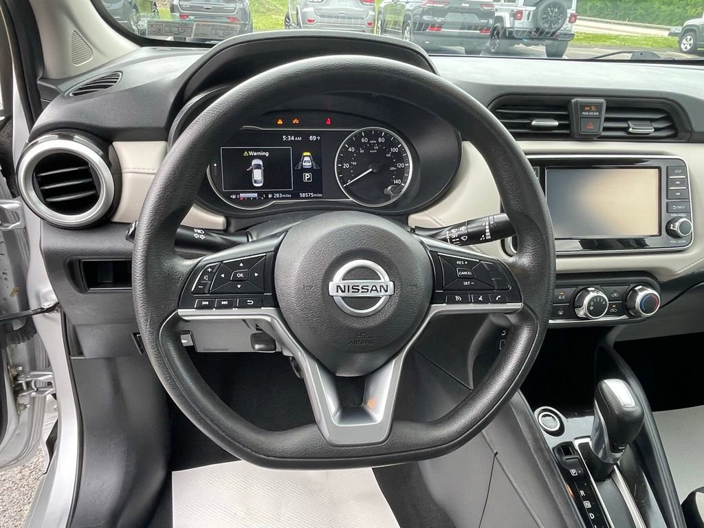 Used 2021 Nissan Versa SV FWD image 24