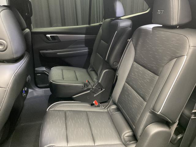 New 2026 Buick Enclave Sport Touring w/ Power Package AWD/4WD image 12