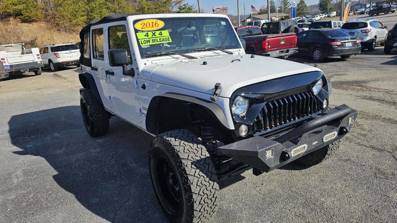 Used 2016 Jeep Wrangler Unlimited Sport image 5