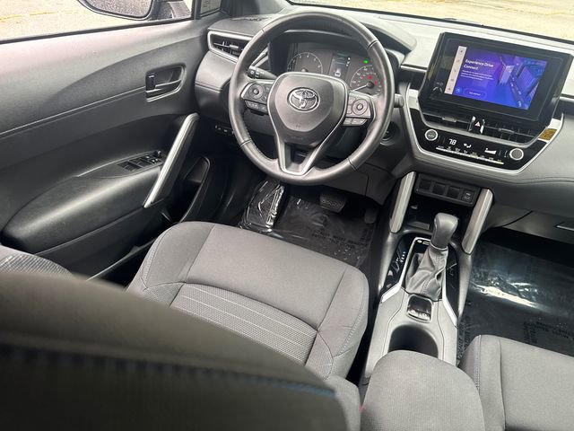 Certified 2024 Toyota Corolla Cross SE image 26