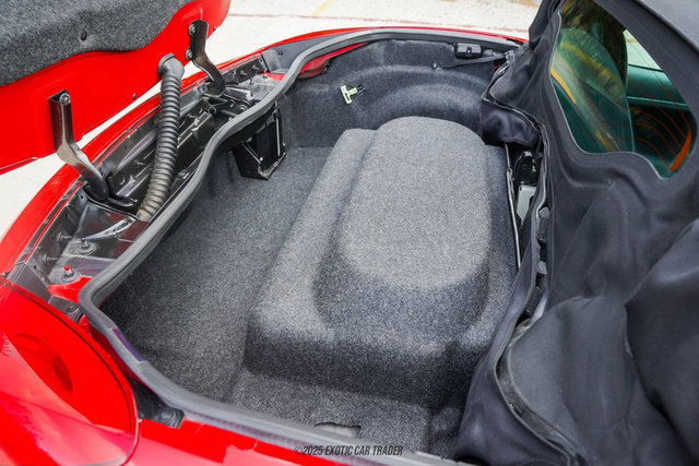 Used 2006 Pontiac Solstice Convertible w/ Premium Package image 45