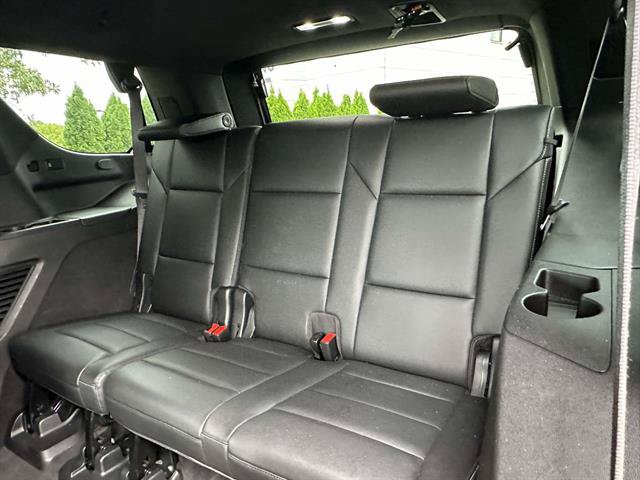 Used 2021 Cadillac Escalade Luxury AWD/4WD image 32