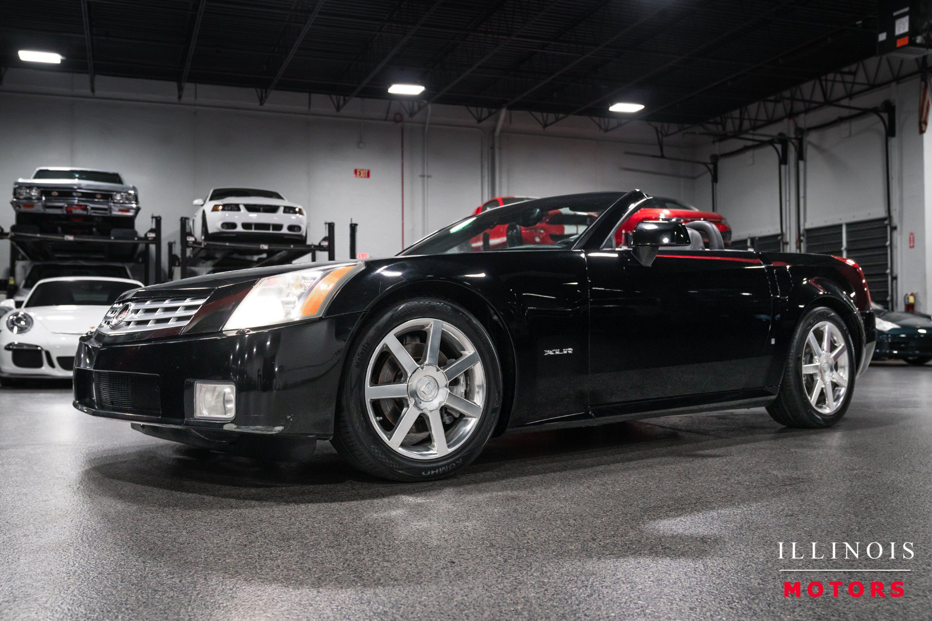 Used 2006 Cadillac XLR RWD image 1