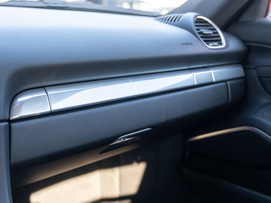 Used 2024 Porsche 718 Cayman S image 21