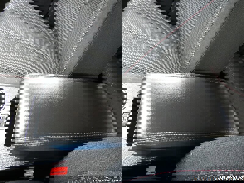 Used 2017 Chevrolet Equinox LT w/ Convenience Package image 33