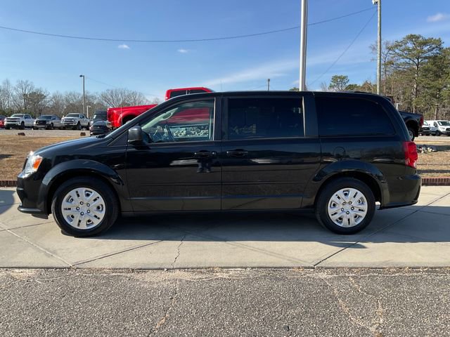 Used 2017 Dodge Grand Caravan SE w/ Power Window Group FWD image 4
