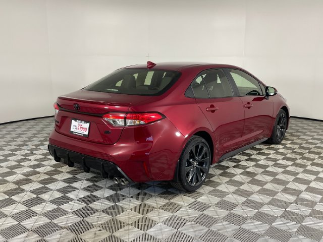 Used 2026 Toyota Corolla SE w/ SE Package FWD image 22