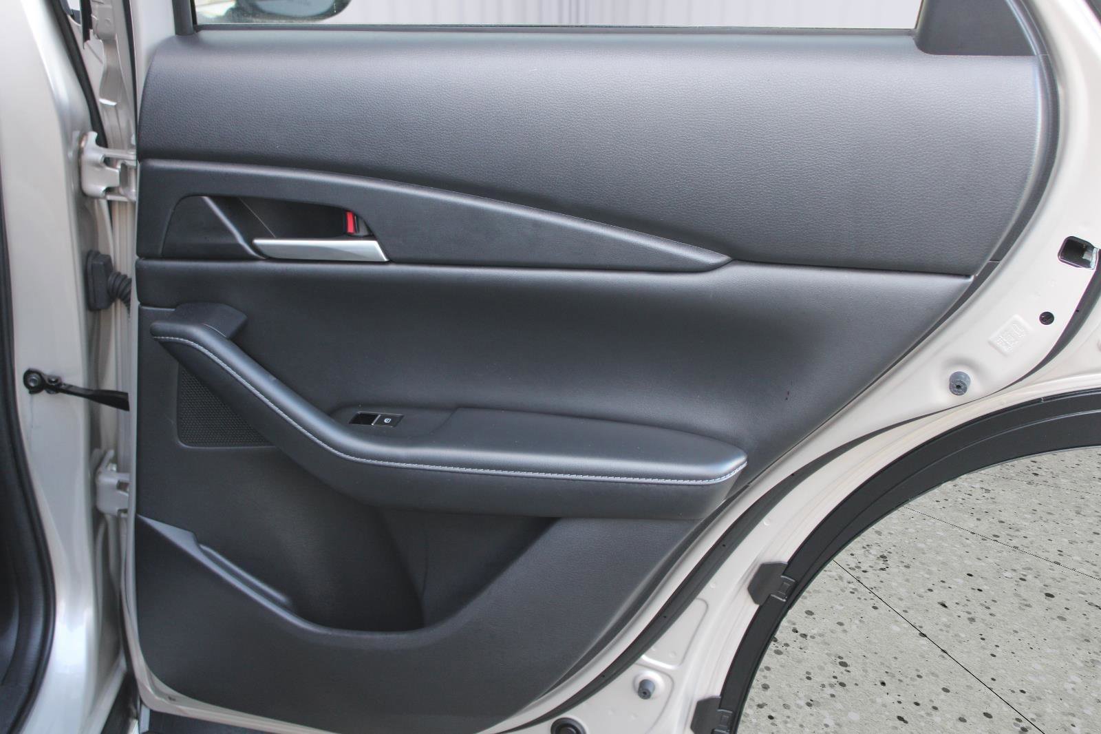 Used 2023 MAZDA CX-30 AWD 2.5 S w/ Select Package image 37