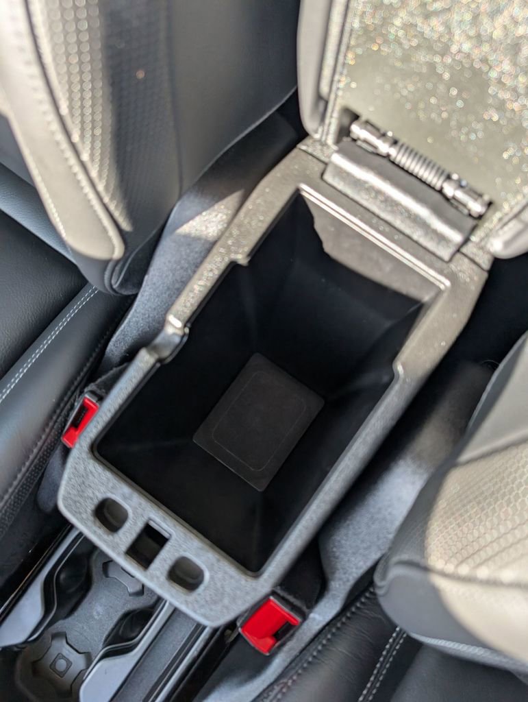 Used 2023 Jeep Renegade Limited image 38