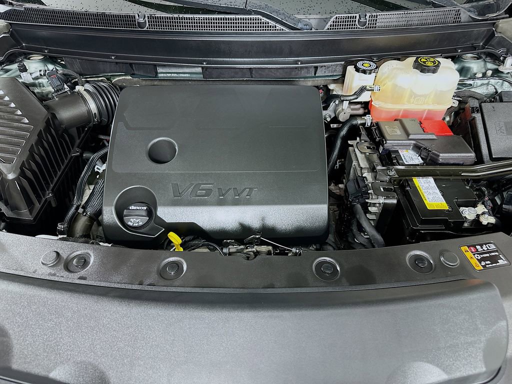 Used 2024 Buick Enclave Essence w/ LPO, Floor Liner Package FWD image 38