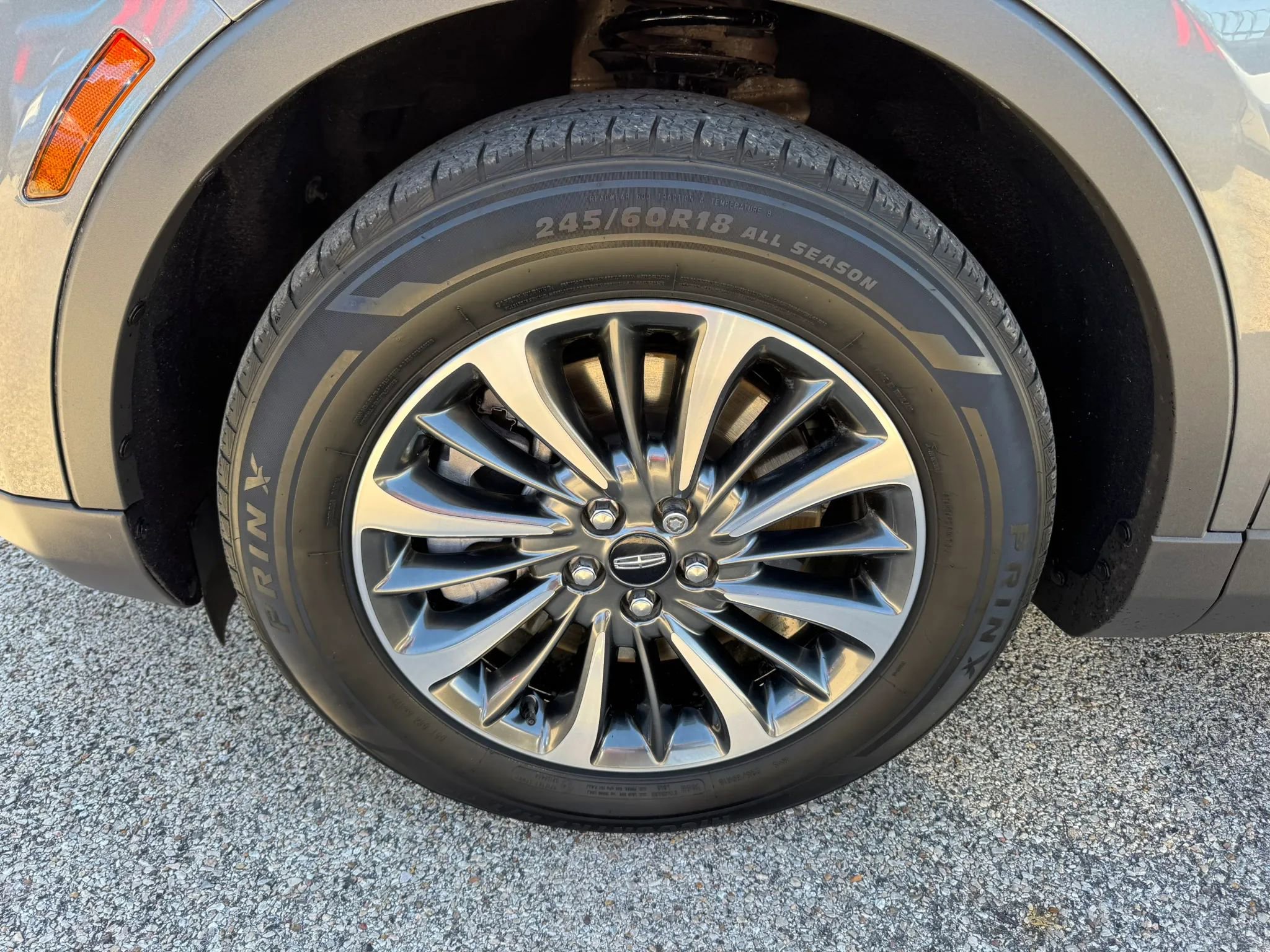 Used 2022 Lincoln Nautilus FWD w/ Premium Package image 13