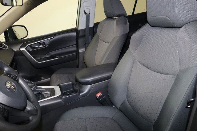Used 2024 Toyota RAV4 XLE image 24