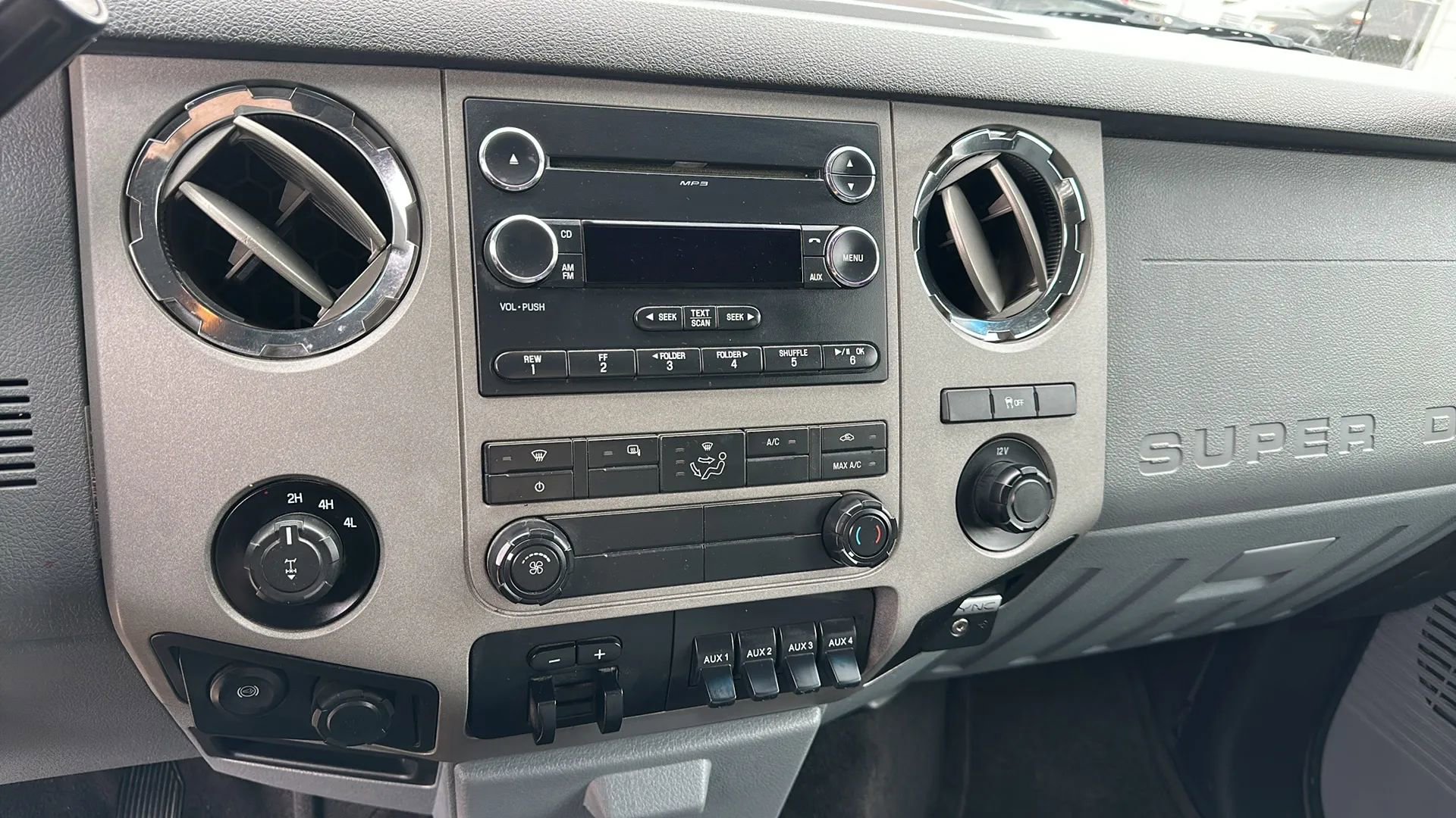 Used 2016 Ford F250 XLT w/ XLT Value Package image 16